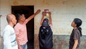 Petugas Pantarlih Datangin Rumah Warga Desa Hilimaera Coklit Data Pemilih