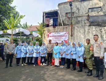 Sinergitas Tiga Pilar Bagikan Sembako HUT Bhayangkara ke-80