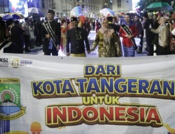 Budaya Kota Tangerang Curi Perhatian di Karnaval Apeksi 2026