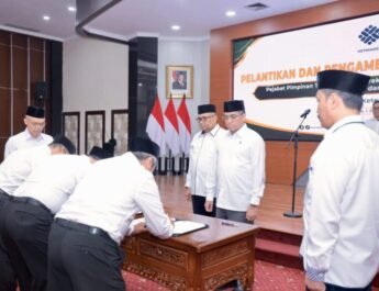 Lantik Pejabat Baru, Menaker Minta Berikan Kinerja Terbaik bagi Masyarakat