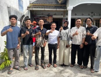 Temui Mahasiswa di Jogja, Om Zein Janjikan Rehab Asrama dan Beri Modal Usaha